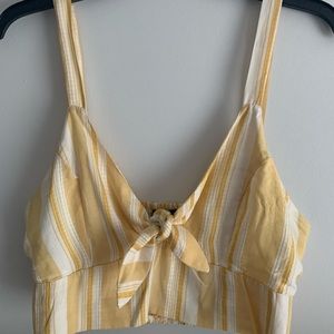 Kendall & Kylie Pacsun yellow and white crop tank